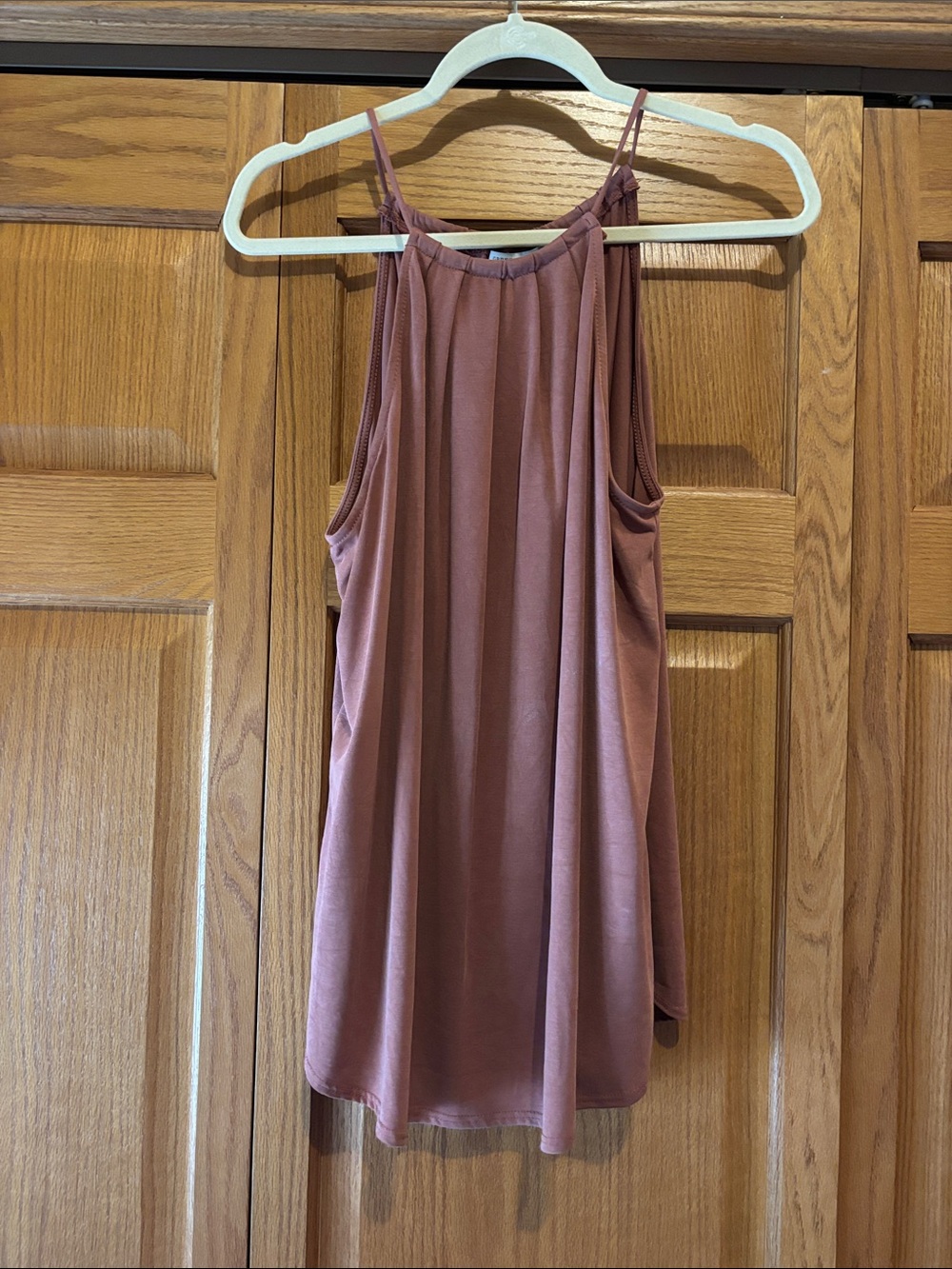 Green Envelope Mauve Pink Halter-Style Camisole